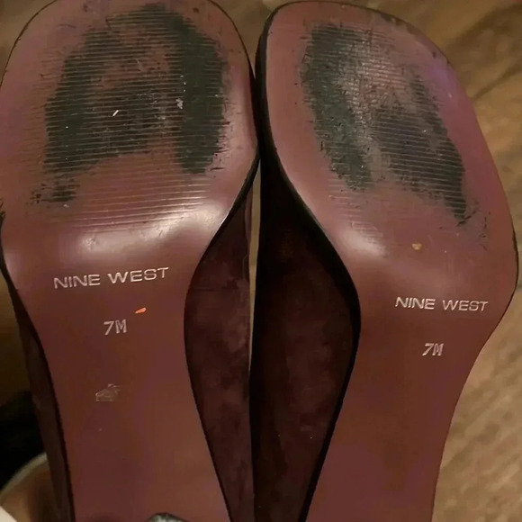 Vintage Nine West square toe plumb suede leather heels size 7 - Picture 8 of 10